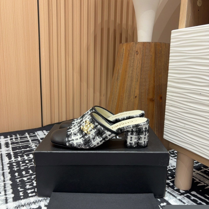 Ch*el slippers